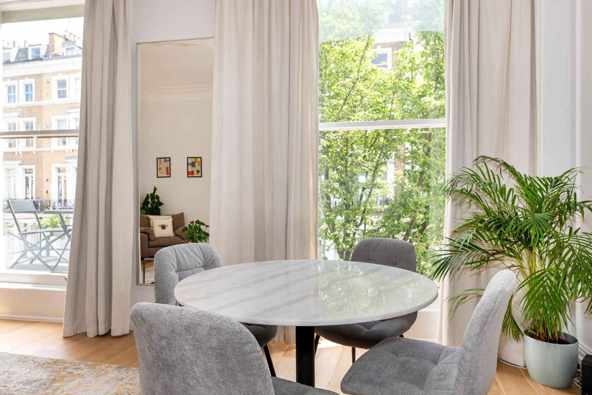 2-Bedroom Victorian Apartment In Kensington Londres Exterior foto